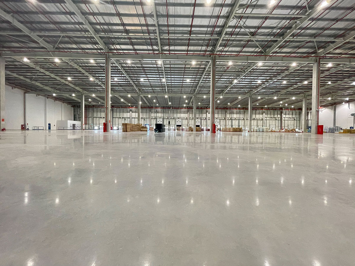 Liquid Hardener – Giải Pháp Tăng Cứng Sàn Fm Logistic Vsi 7 / 9 – Liquid-Hardener-Concrete-Floor-Solution-For-Fm-Logistic-At-Vsip-2-Vietnam-(7)