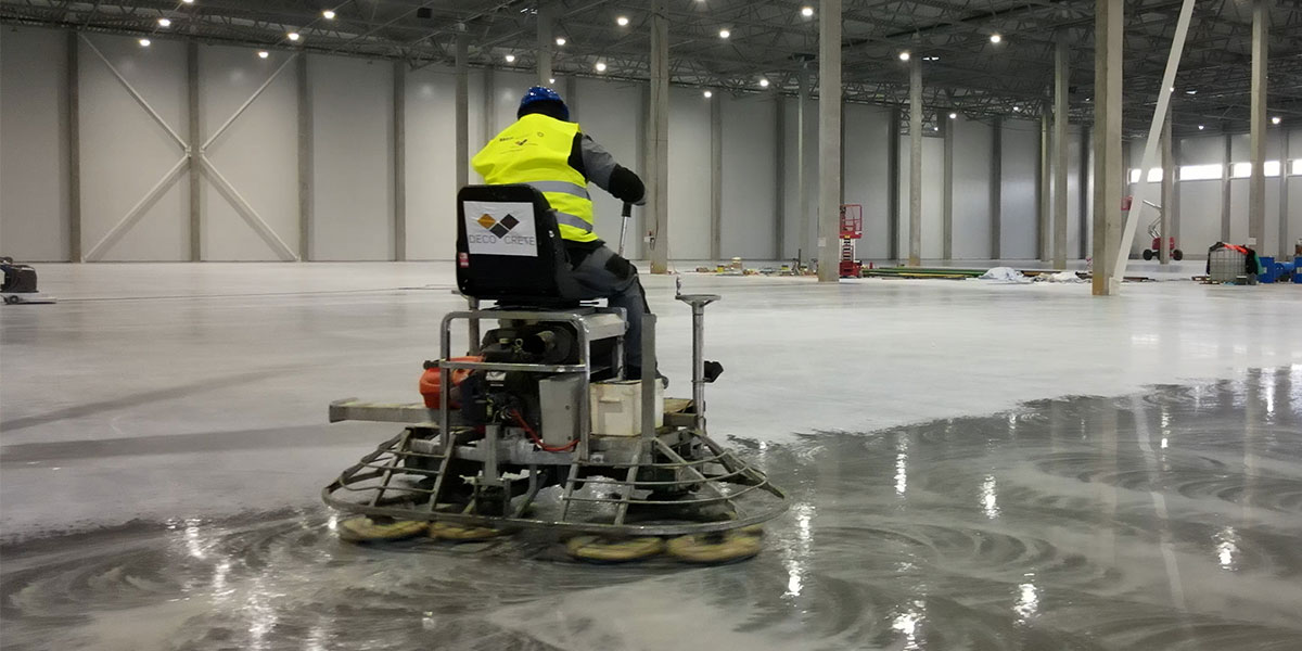 Cach-Thi-Cong-Tang-Cung-Liquid-Hardener-Cua-Deco-Crete-1200X600