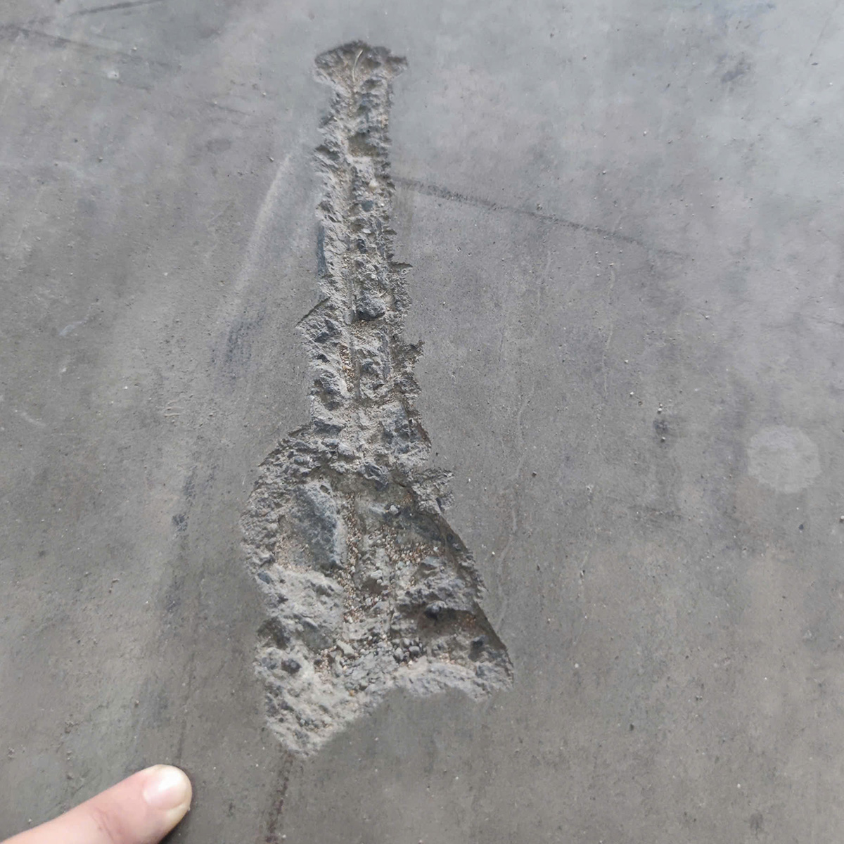 Cải Tạo Sàn Bê Tông – Giải Pháp Tối Ưu Cho Công Trình Cai-Tao-San-Be-Tong-Giai-Phap-Toi-Uu-Cho-Cong-Trinh-Before-Framas-4