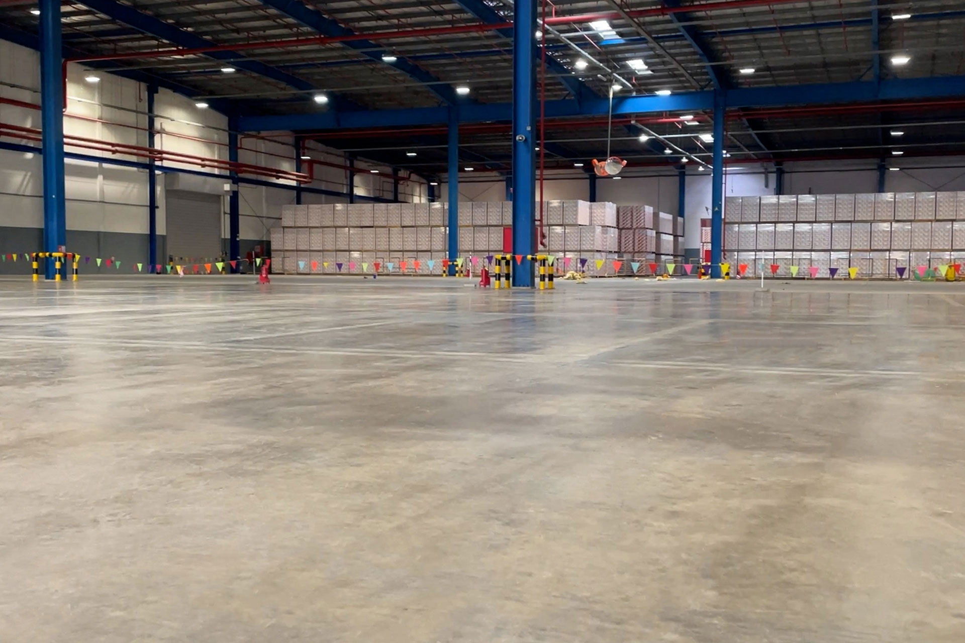 Concrete Floor Renovation – The Optimal Solution For Projects 1 Concrete-Floor-Renovation-The-Optimal-Solution-For-Projects-Before-After-Heineken-1