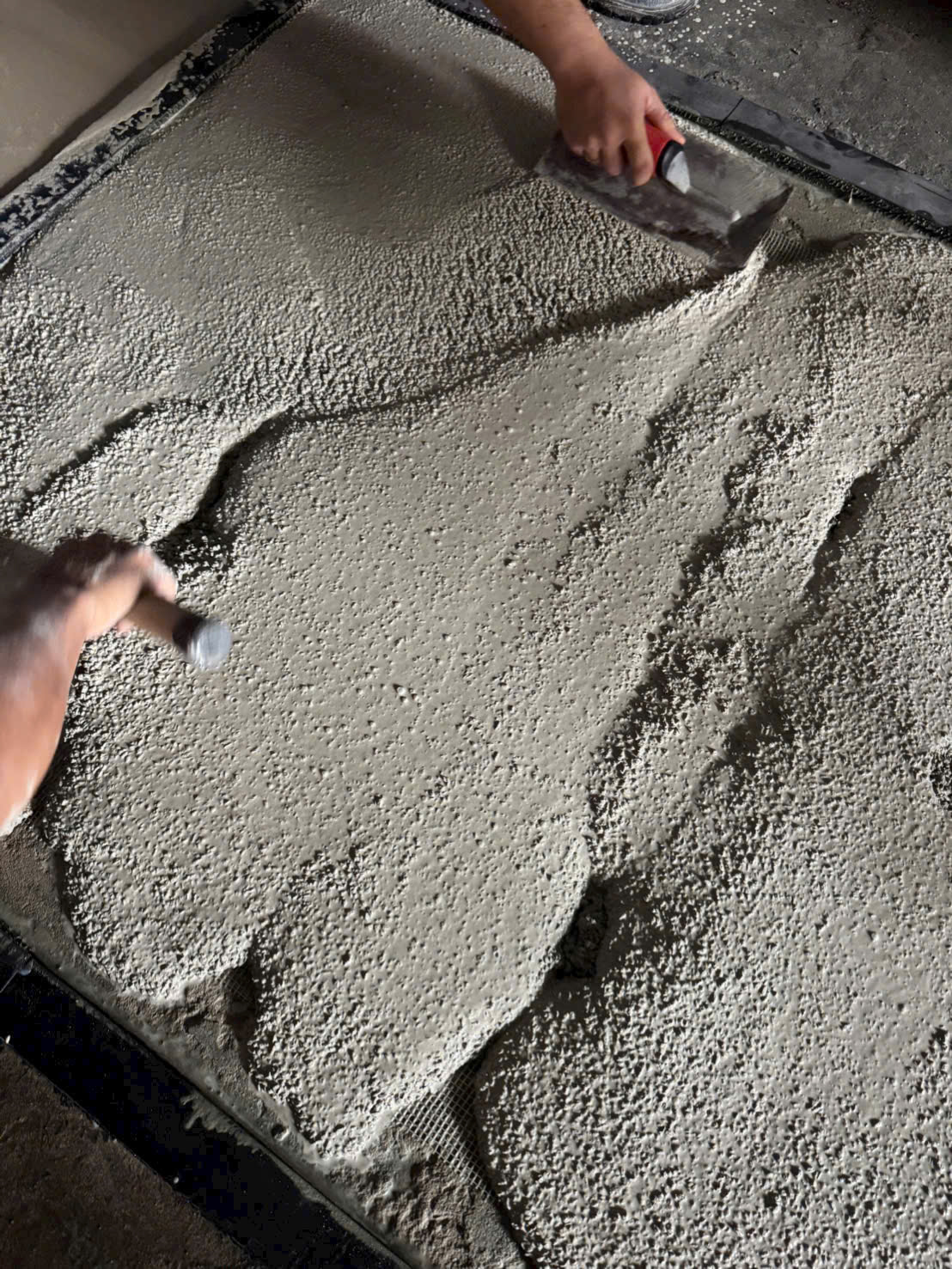 Testing-Deco-Crete’s-Decocontop-A-Heavy-Duty-Renovation-Topping-For-Industrial-Concrete-Floors(5) Testing-Deco-Cretes-Decocontop-A-Heavy-Duty-Renovation-Topping-For-Industrial-Concrete-Floors5